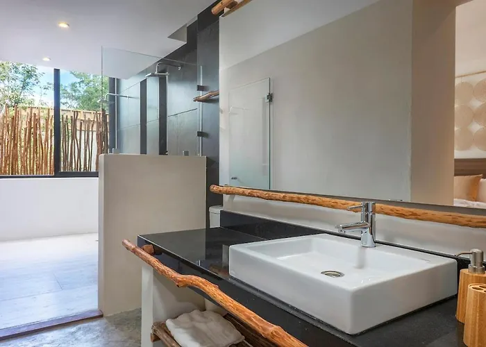 4br Jacuzzi Private Pool Gated Community Villa Tulum